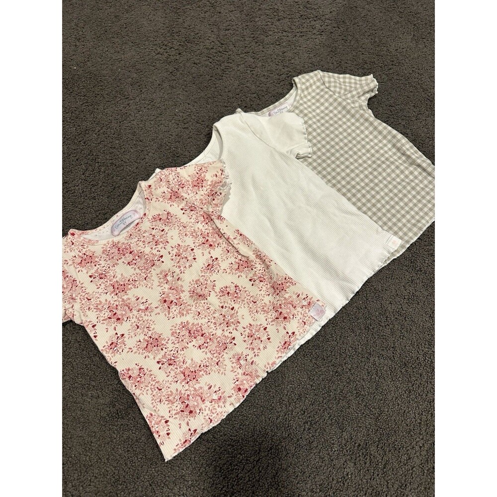EUC Sweet Honey Lot of 3 Girls Short Sleeve Tees Sz 5 Floral/White/Sage Gingham